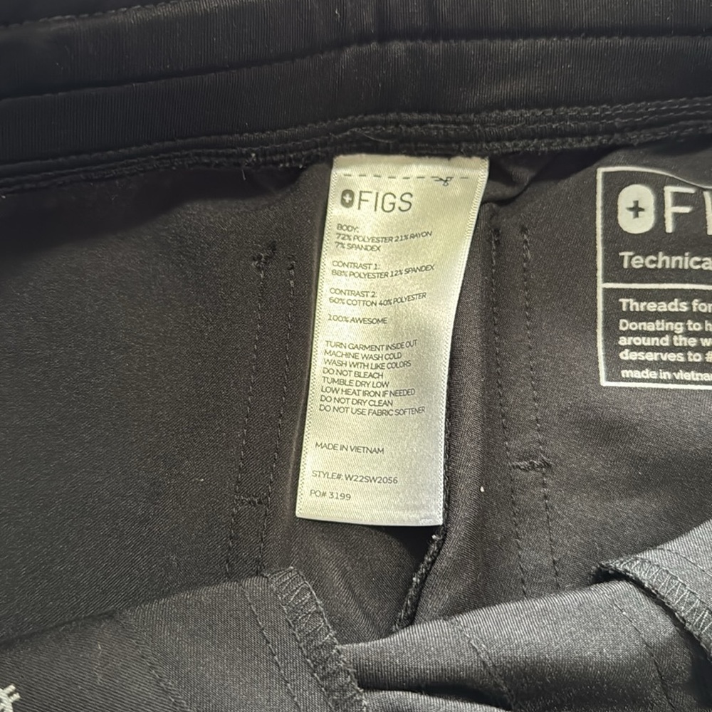 FIGS | Limited Edition Zamora Joggers - Picture 5 of 6